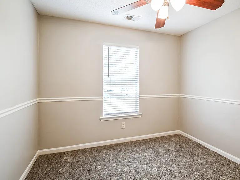 4506 Shadow Hollow Dr — Photo 14