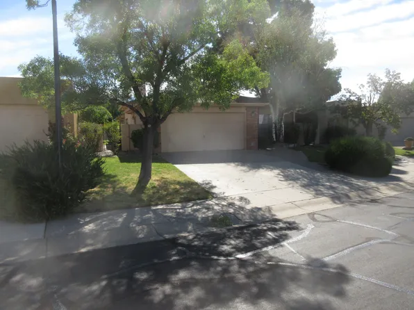 6904 La Costa Dr NE, Albuquerque, NM 87111