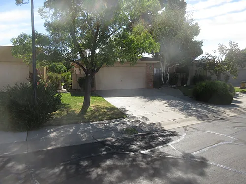 6904 La Costa Dr NE Photo 1