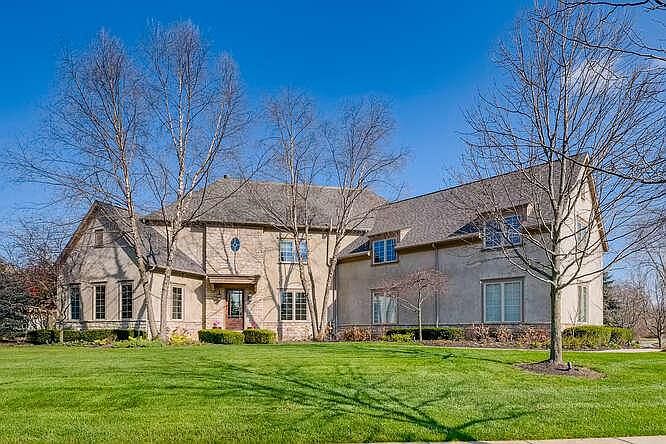 1st image of 6895 Macneil Dr