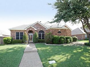 1121 Pleasant Oaks Dr, Lewisville, TX 75067