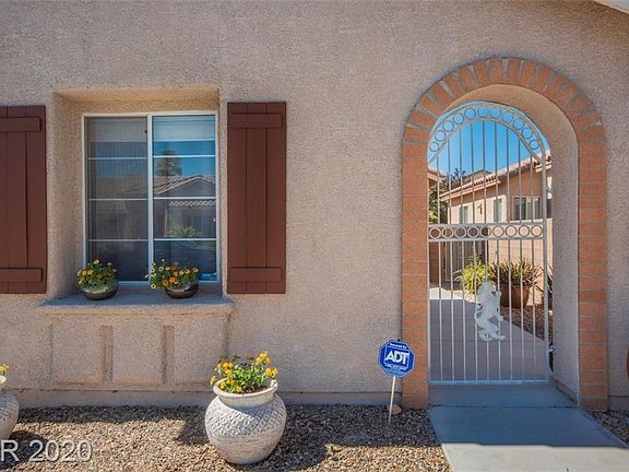 4th image of 8229 Orange Vale Ave