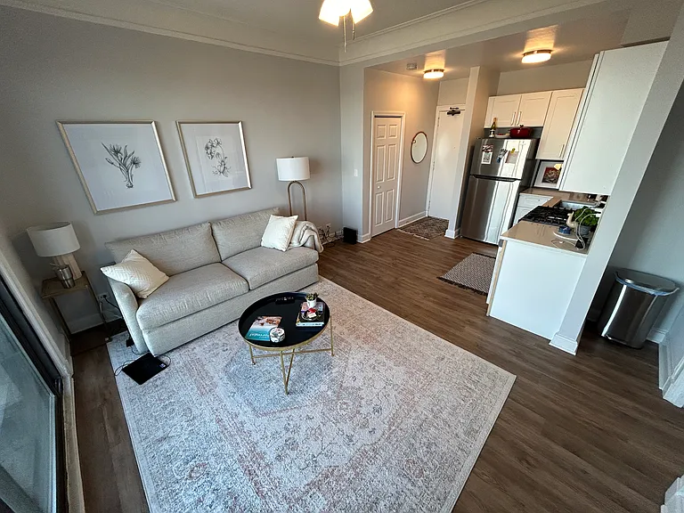 3330 N Lake Shore Dr — Photo 24