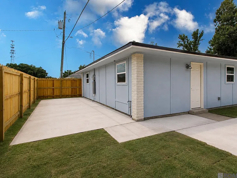 43053 N Billville Rd #8 — Photo 3