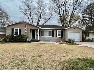 2233 11th St SE, Decatur, AL 35601