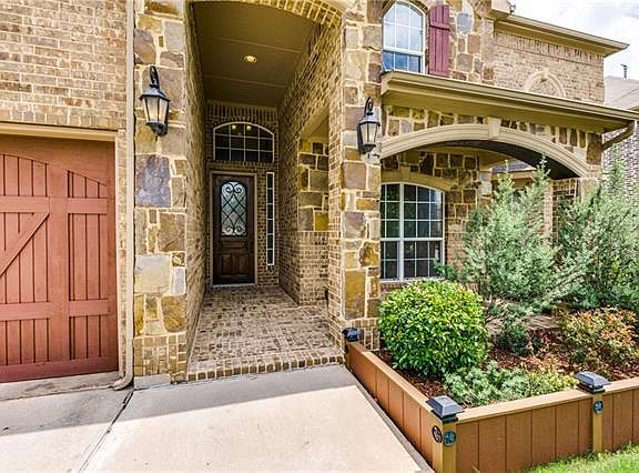 3rd image of 12292 Nandina Ln