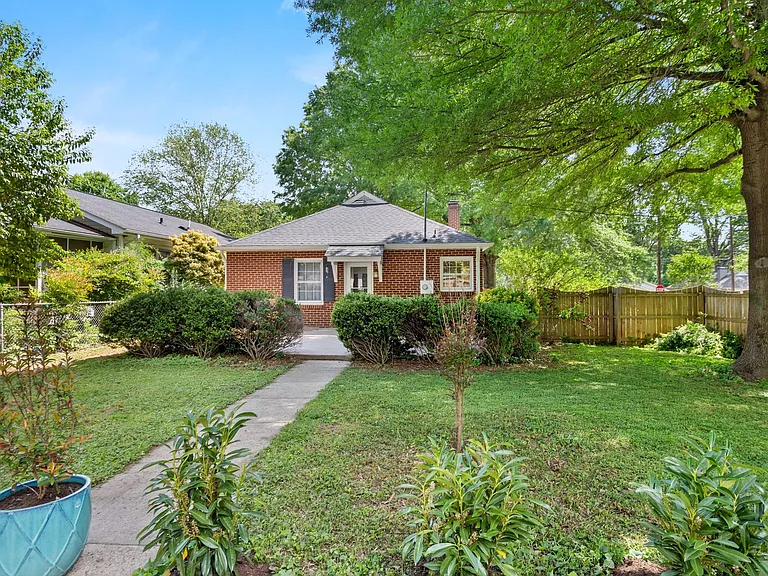2377 Westfield Ave — Photo 36