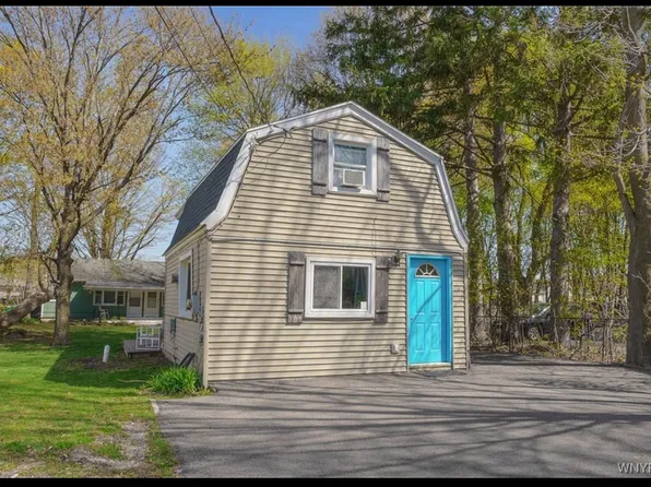 32 E Union St, Hamburg, NY 14075