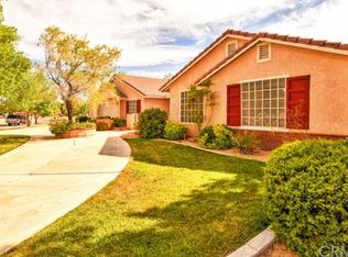 16382 Pauhaska Rd, Apple Valley, CA 92307
