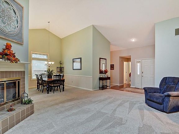5th image of 8623 Quarterhorse Dr