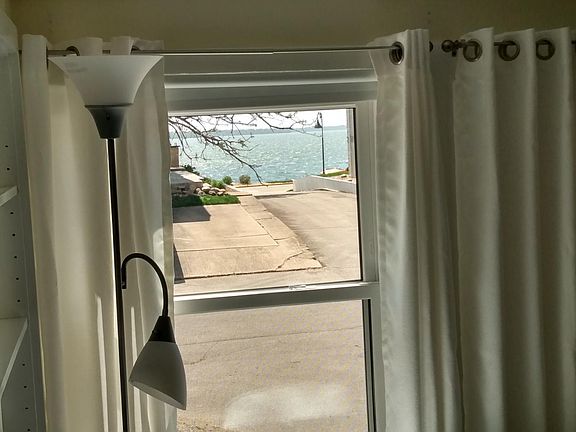 5th image of 207 N Shore Dr