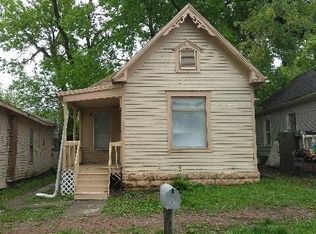 117 SE 14th St, Topeka, KS 66612