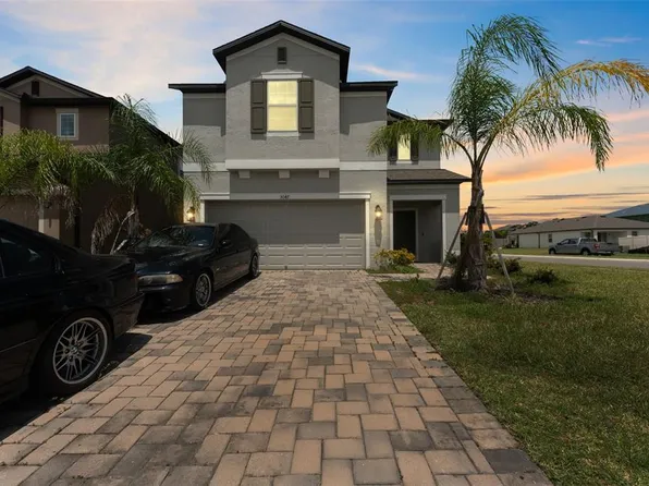 3047 Adams Cross Dr, Zephyrhills, FL 33540