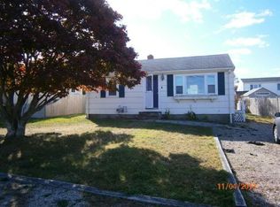 4 Almy Ave, Sandwich, MA 02563