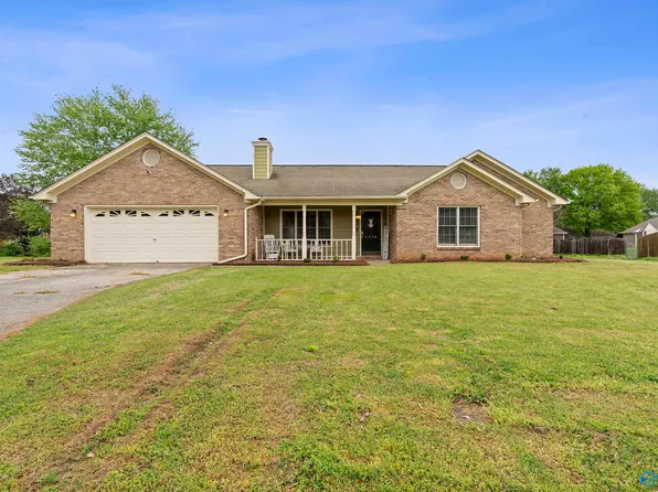 2226 Southpark Blvd SW, Huntsville, AL 35803