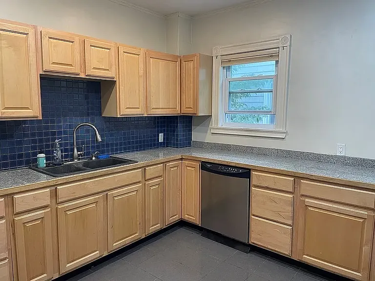 18 Walden St #18 — Photo 8