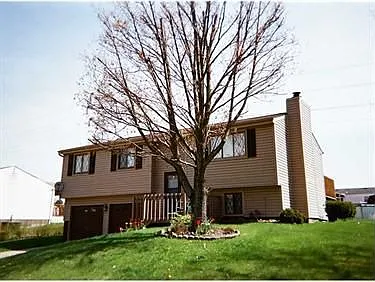 685 Moon Ridge Dr photo 1