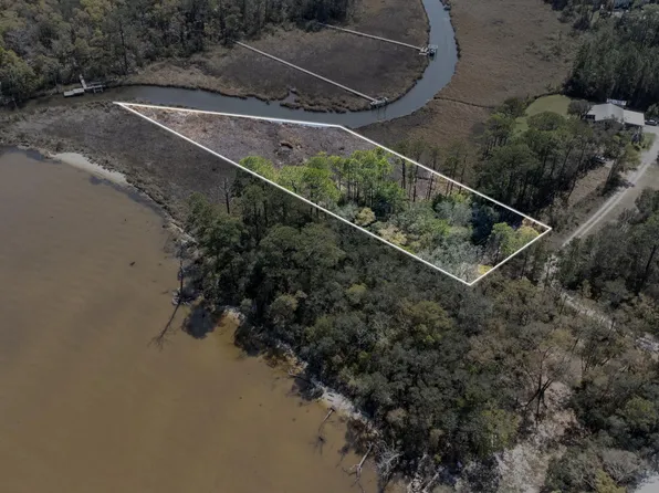 2 Bay Magnolia Ln, Pt Washington, FL 32459