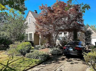 1927 NE Fremont St, Portland, OR 97212