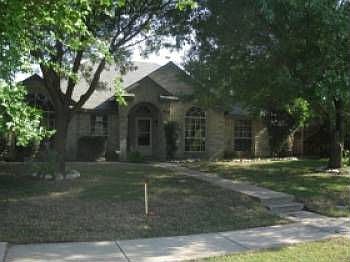 1st image of 1114 Old Knoll Dr