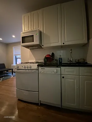 Rented by Corcoran | media 21