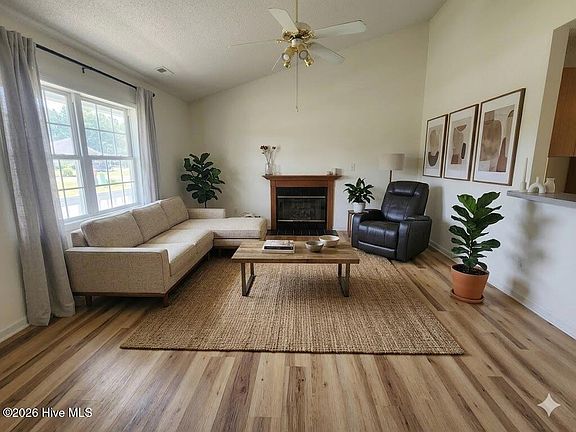 4th image of 243 Parnell Road