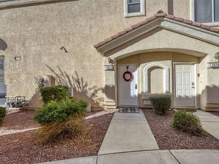 2572 Land Rush Dr #0 — Photo 2