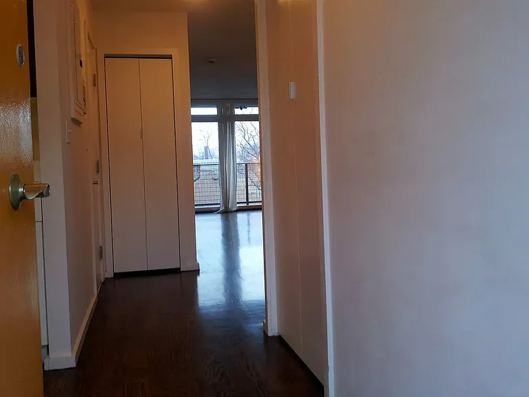 345 Harvard St #3F — Photo 14