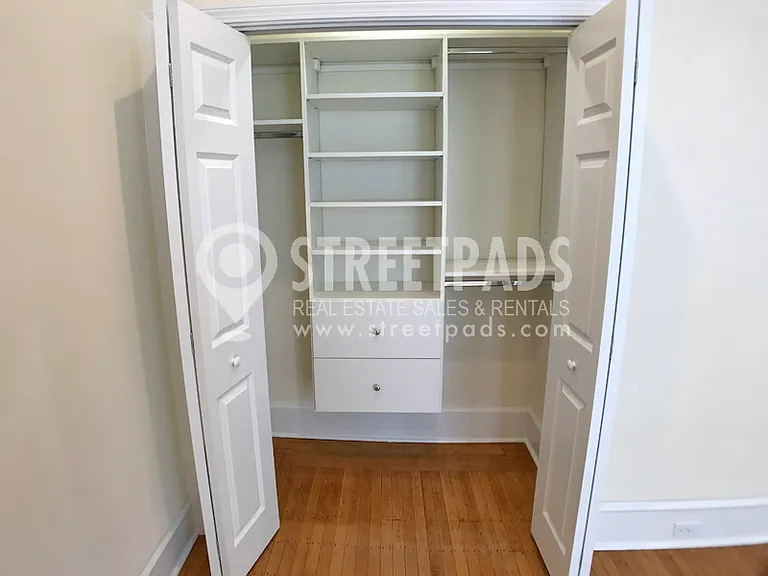 59 Langdon St — Photo 10