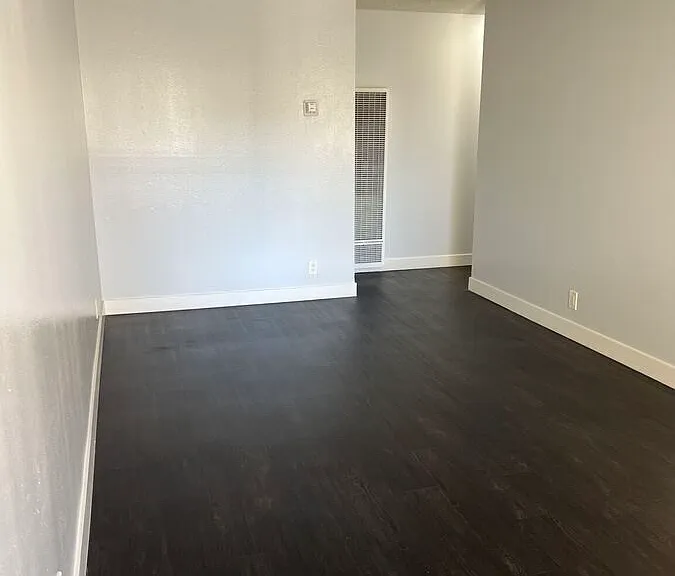 13640 Chadron Ave #6 — Photo 9