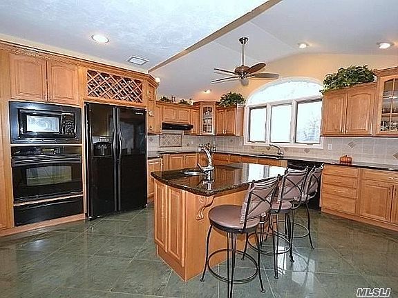 2nd image of 26 Moriches Ave