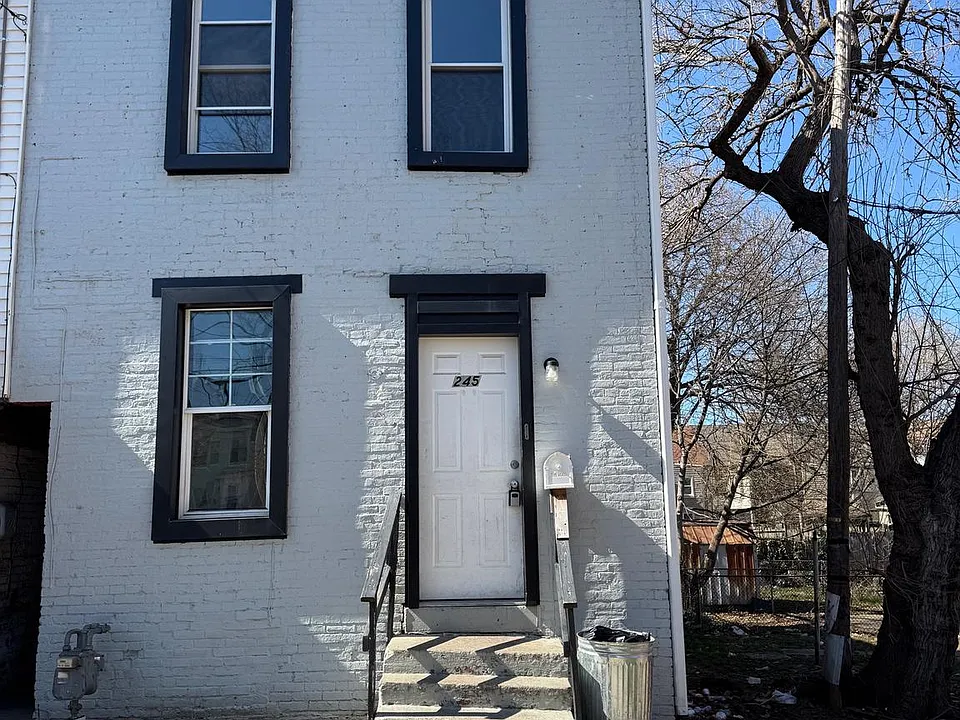 245 Franklin Way
