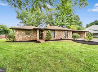 215 W 49th St, Reading, PA 19606