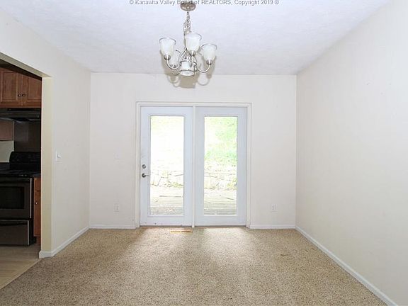 5th image of 1216 Ellen Dr