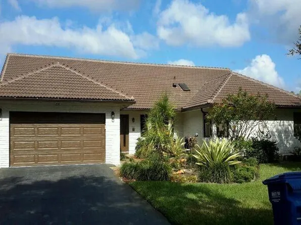 11299 NW 10th Manor, Coral Springs, FL 33071
