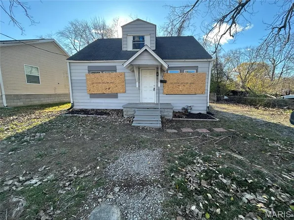 854 Mildred Ave, East Saint Louis, IL 62206