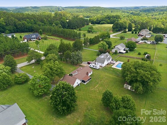 5th image of 25472 Millingport Rd