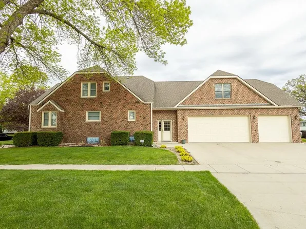 1604 14th St, Columbus, NE 68601