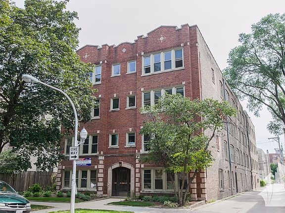 2nd image of 3915 N Janssen Ave #2JC