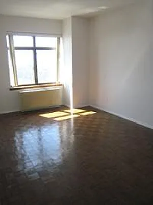 Sold by Corcoran | media 19