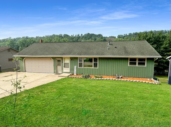2332 Bush St, Red Wing, MN 55066