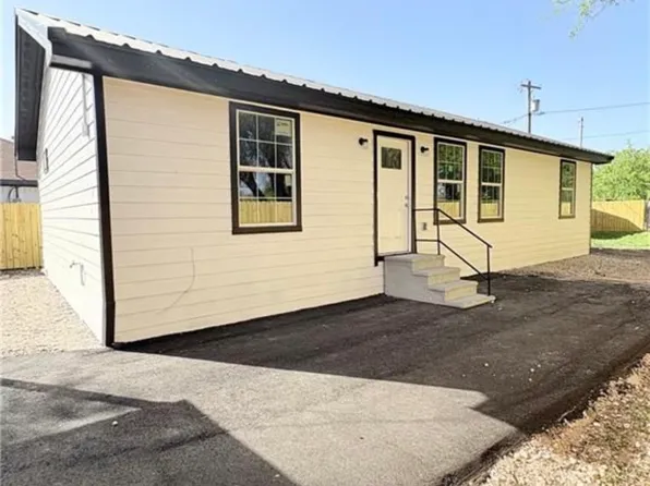 626 E Fannin Ave, Alamo, TX 78516