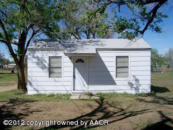 2nd image of 1427 E Studebaker Ave