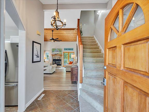 2nd image of 310 Hales Point Dr