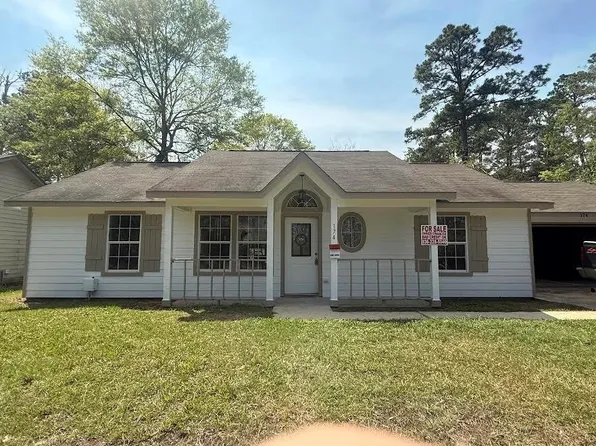 174 E Sunset Dr, Onalaska, TX 77360