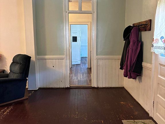 2nd image of 600 Chestnut Street