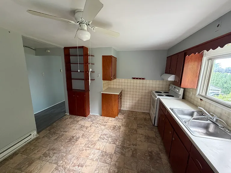318 Butler St #2 — Photo 9
