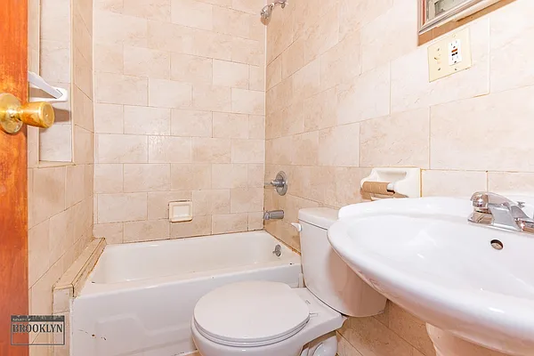 Rented by Simply Brooklyn Realty Inc | media 49