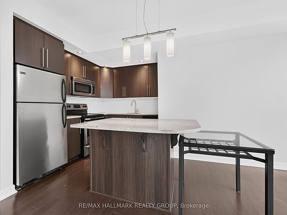 3rd image of 238 Besserer St #517