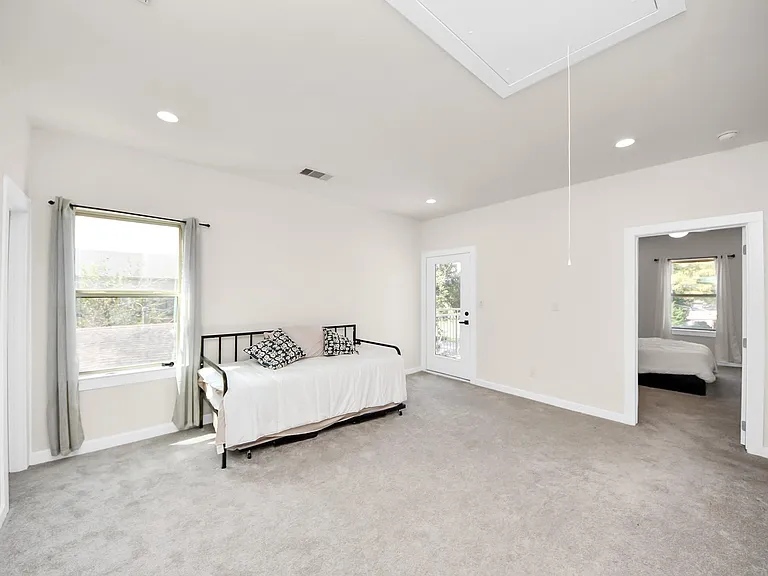 8420A Lanewood Dr — Photo 25